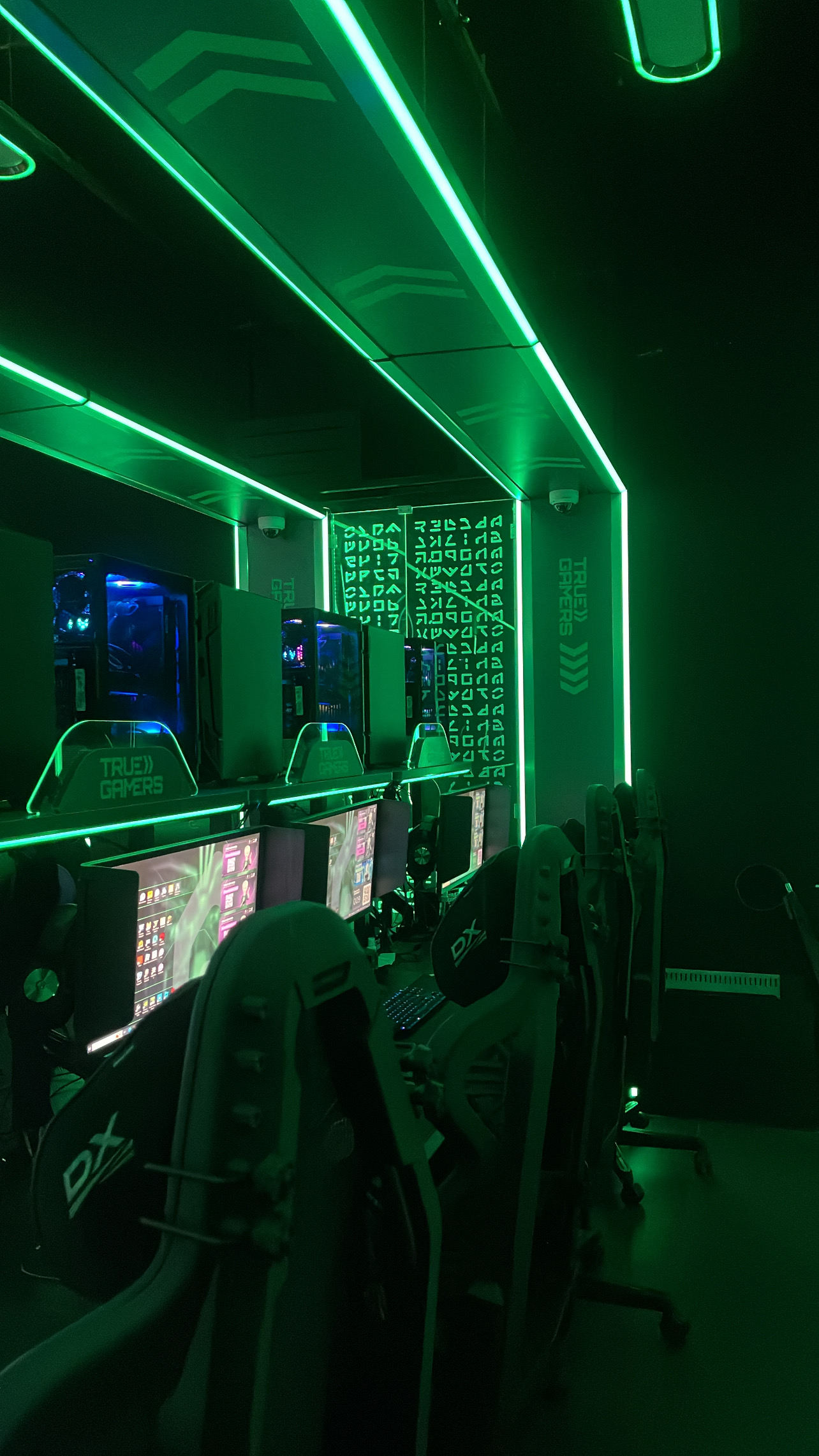 Modern gaming PCs available for female gamers at our café in the UAE